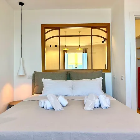 Apartment Jureka By Housilia